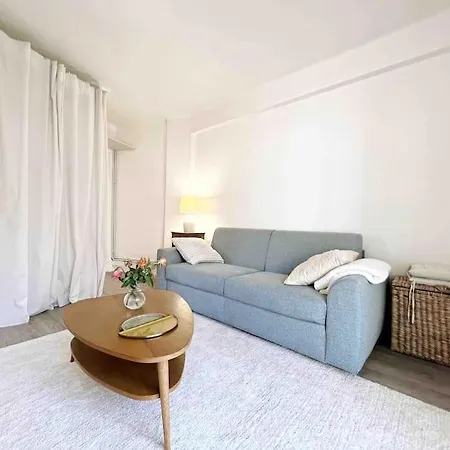 Le Diderot : 2 Prs, 10 Min Plages, Parking