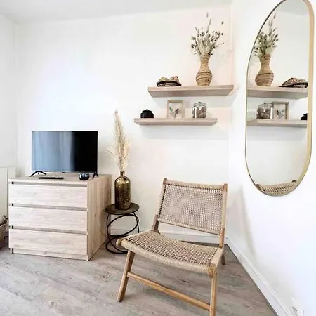 Apartament Le Diderot : 2 Prs, 10 Min Plages, Parking